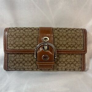 Coach vintage Brown Women's trifold Wallet